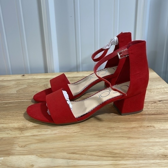Sugar Noelle Low Red Micro size 7.5 - Picture 2 of 7